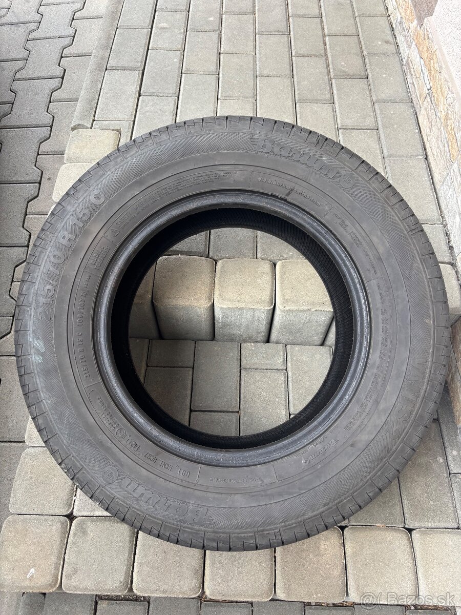 Letné pneu 215/70 R15 C