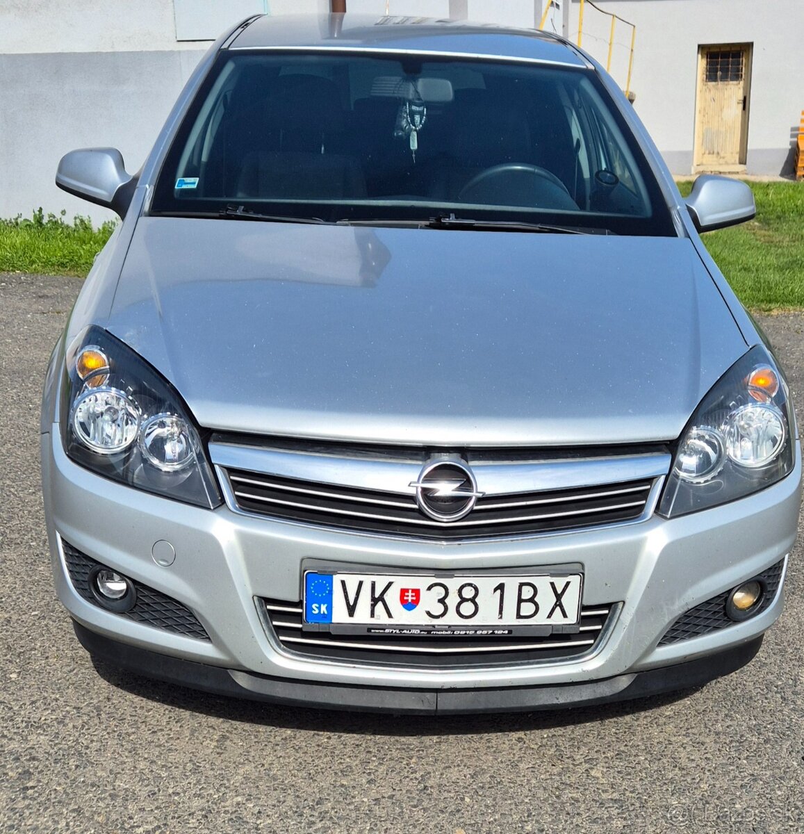 Predám Opel Astra h 2012