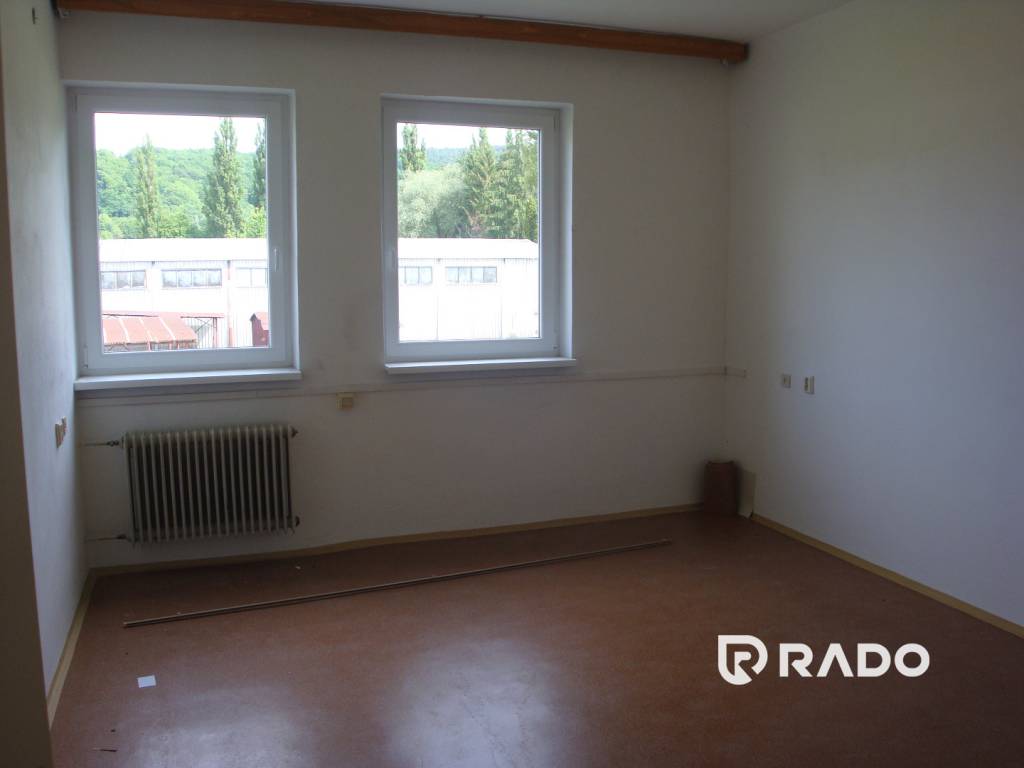 RADO | Na prenájom administratívny priestor, 20 m2, Púchov
