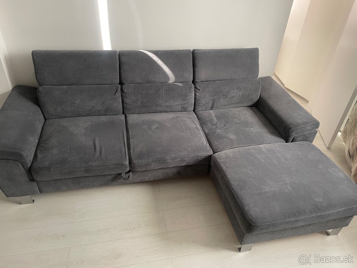 Rozkladací gauč