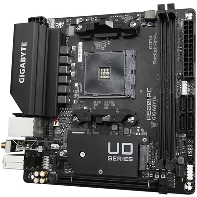GIGABYTE A520I AC + AMG 5700G + 32 GB RAM
