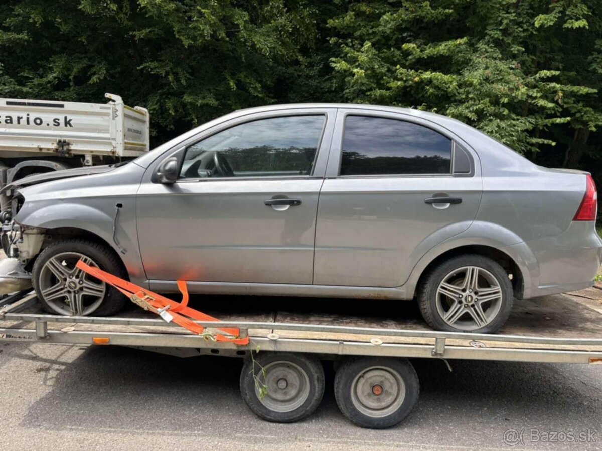 CHEVROLET AVEO - rozpredám na diely