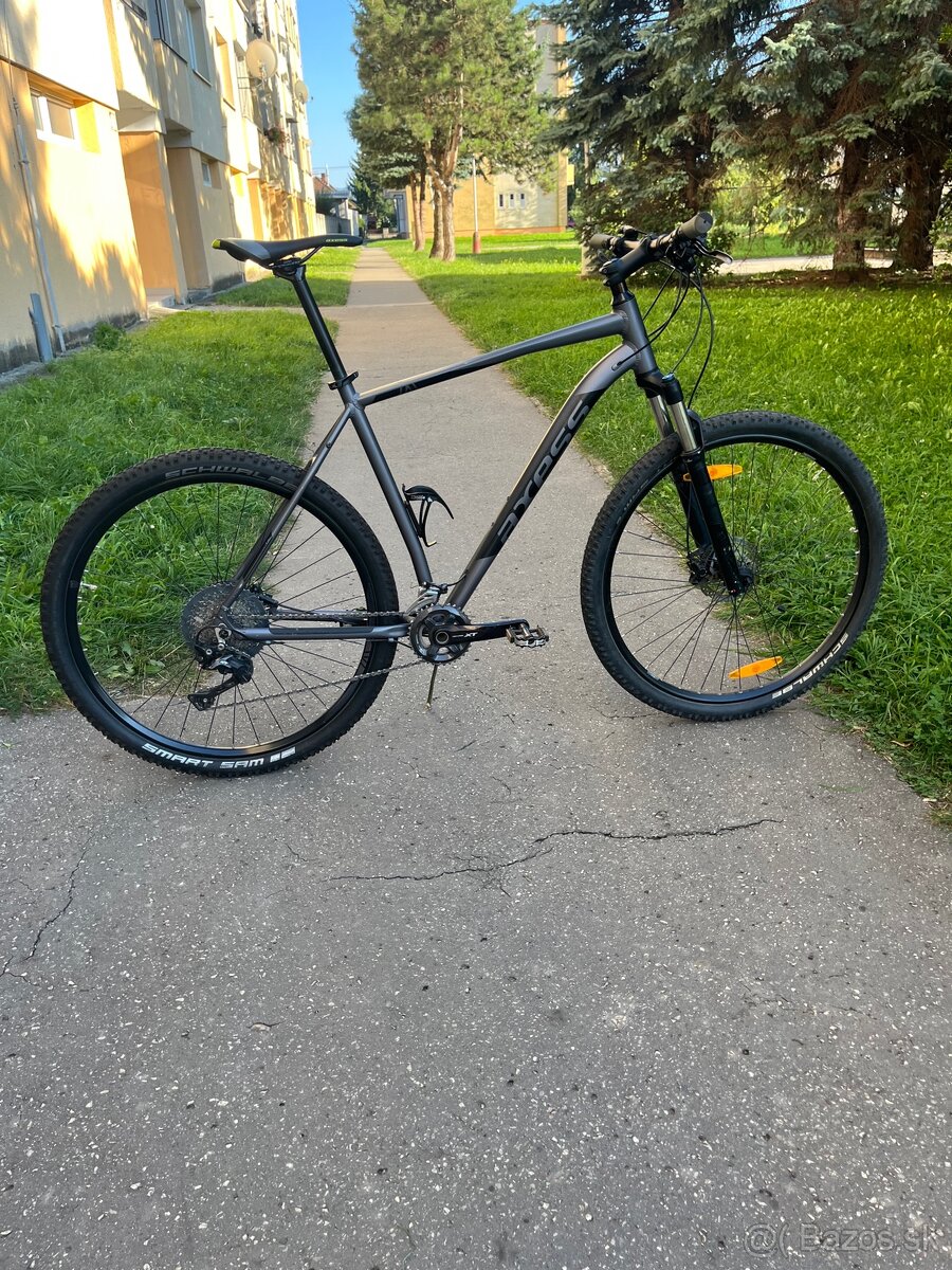 Axess Snipe 19″ grey black bicykel