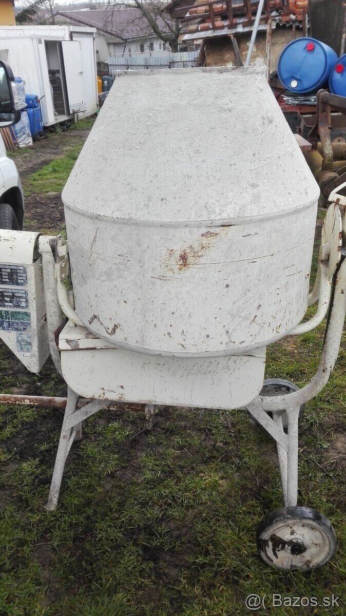 predam vymenim miesacku SM-150