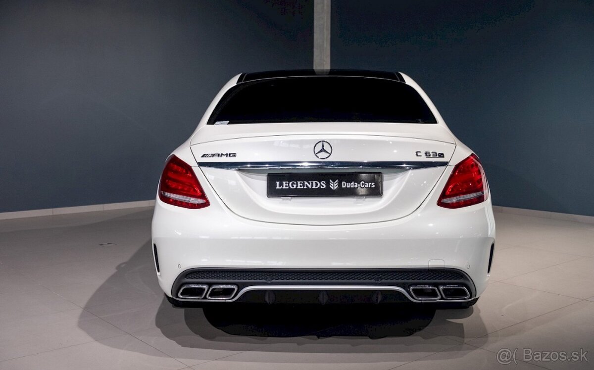 Originál krídlo c63 amg w205