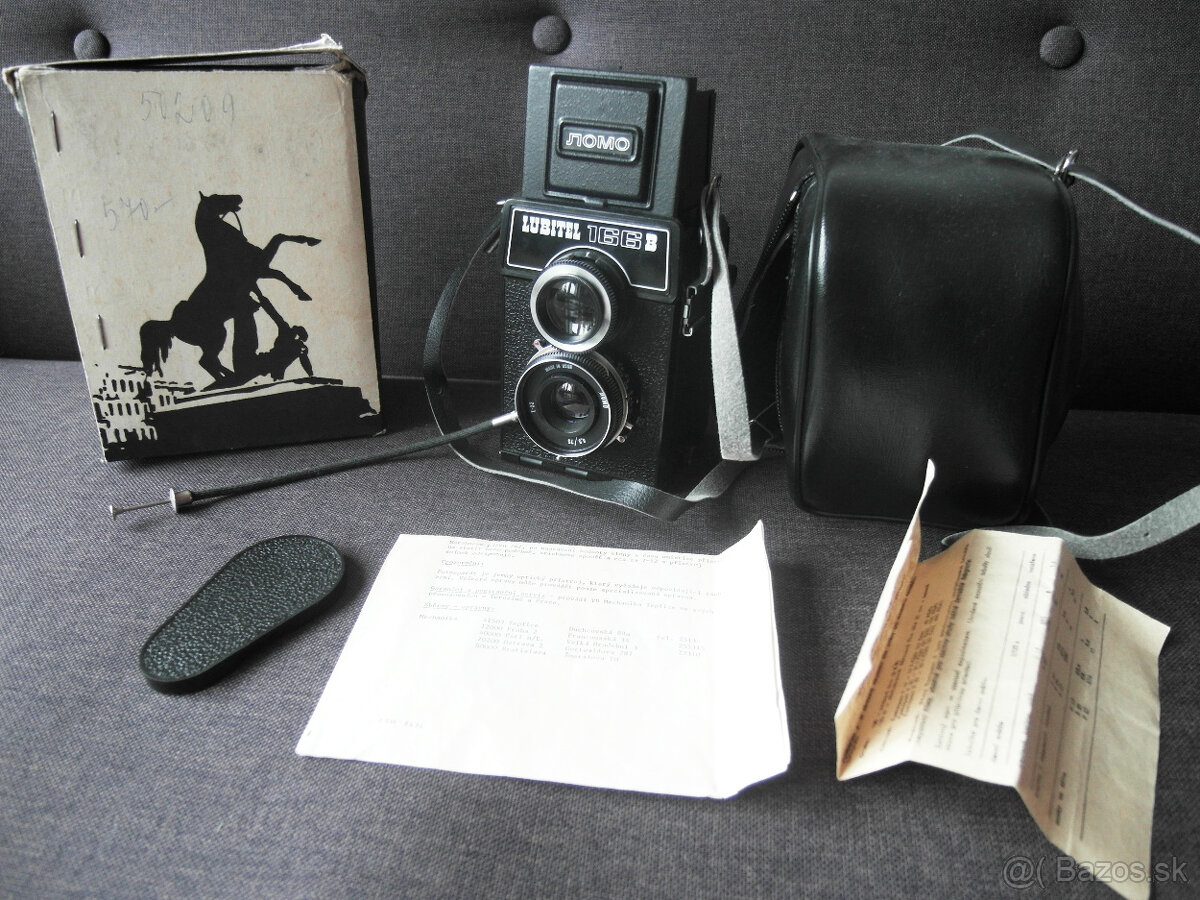 Starý fotoaparát Lubitel 166B