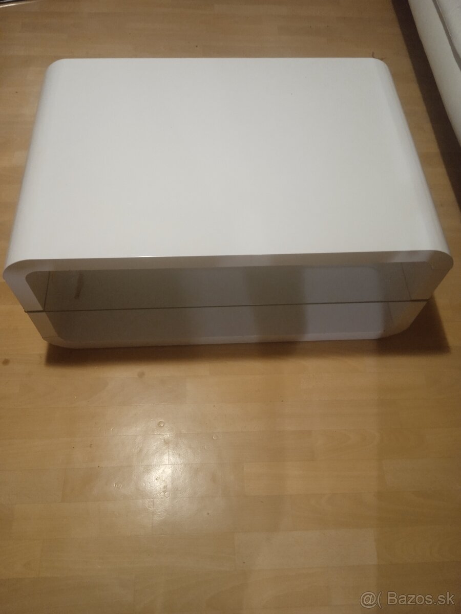 Konferenčný stolík