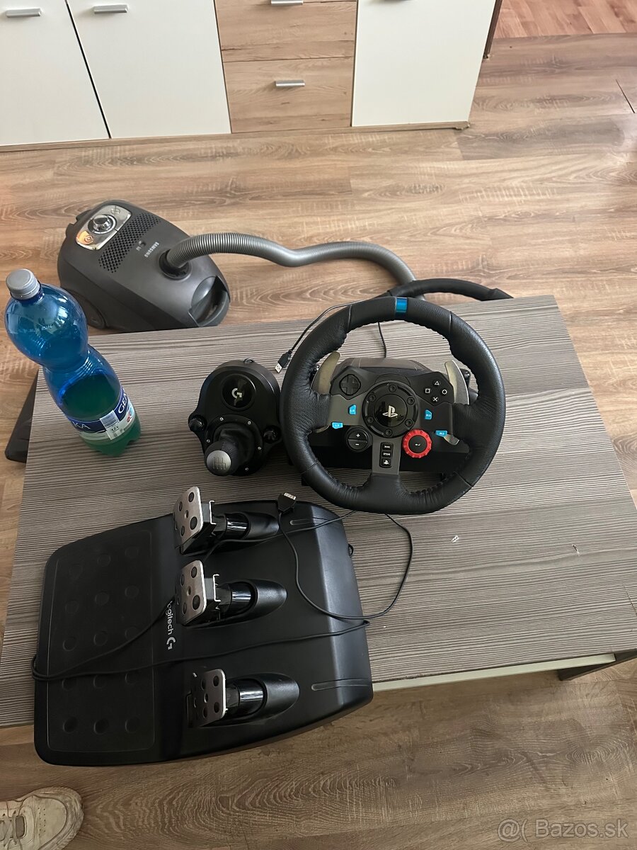 Volant logitech G29 driving force