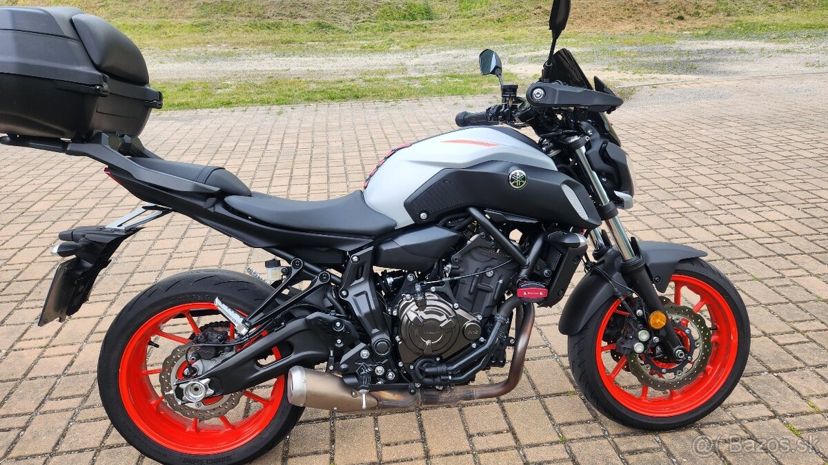Yamaha MT07
