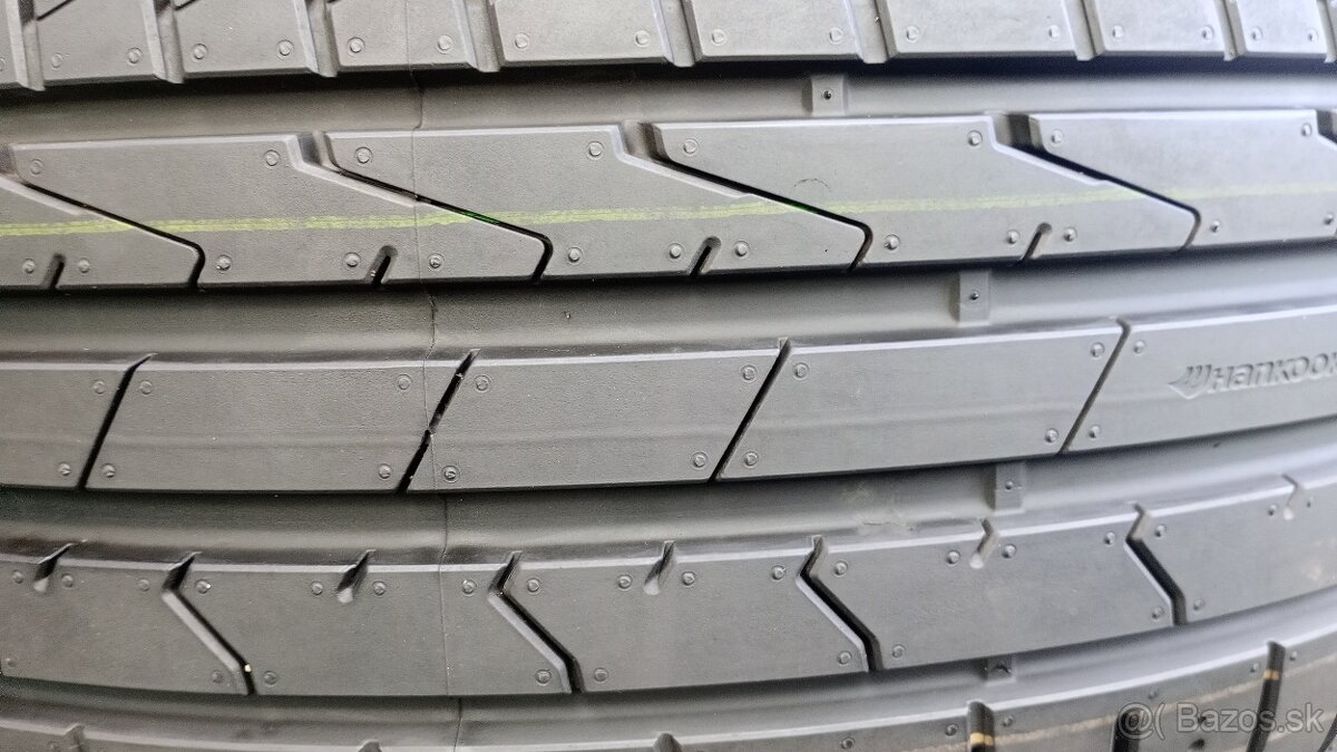215/55 R17 letné pneumatiky Hankook 4ks