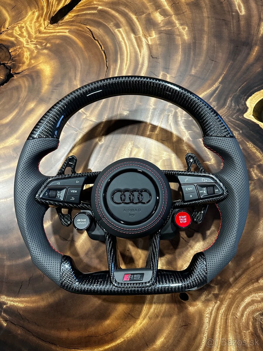 AUDI VOLANT RS