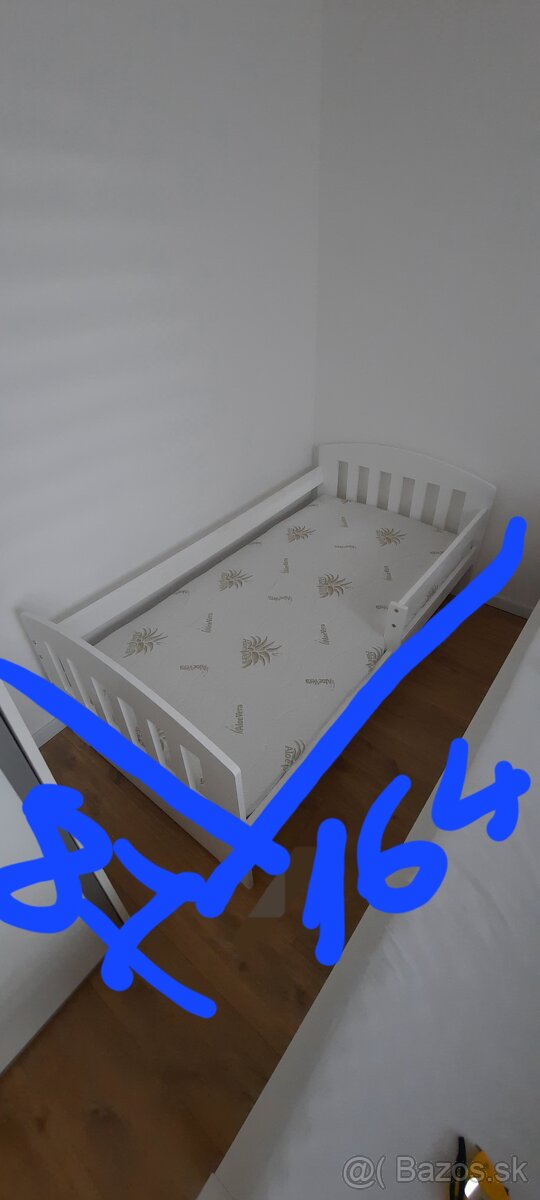 Predam velmi zachovalu detsku postel +matrac