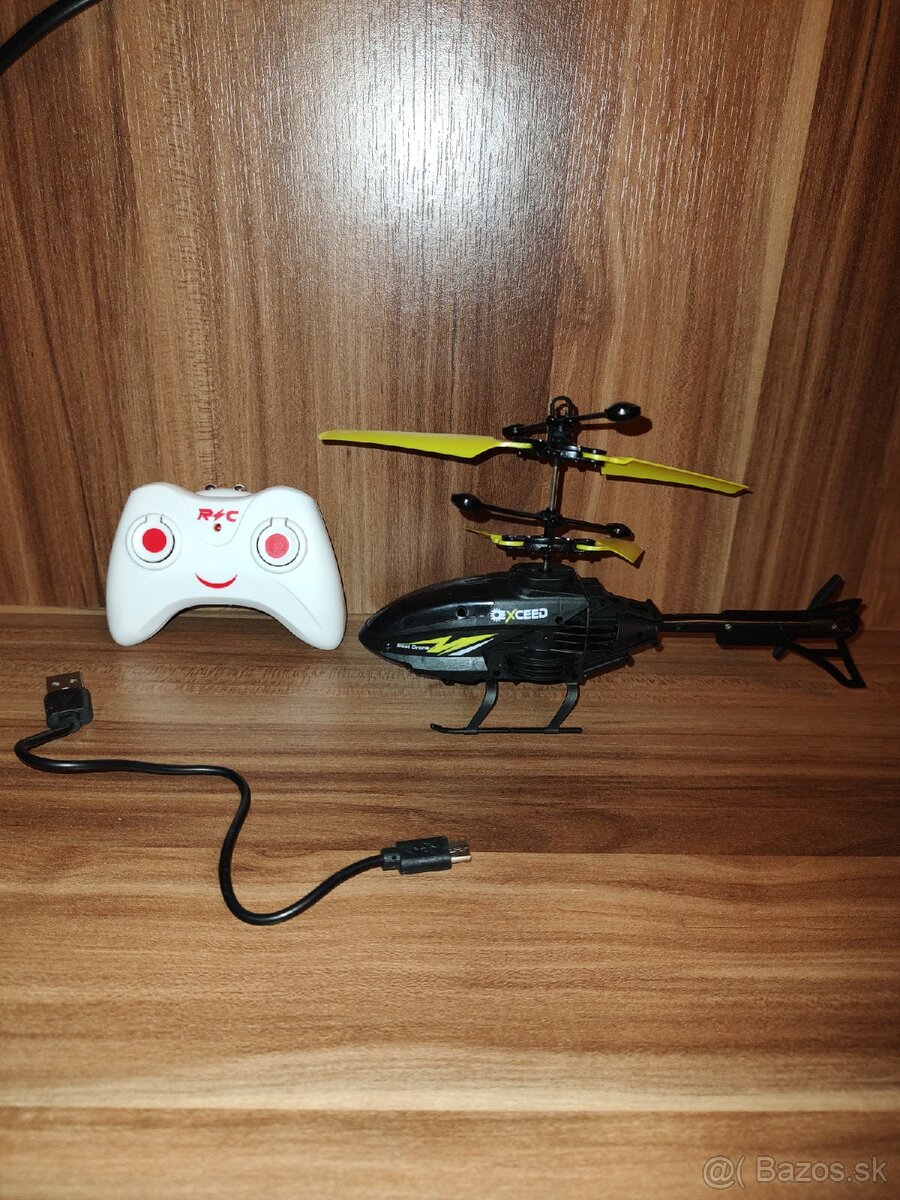 RC vrtuľník na diaľkové ovládanie