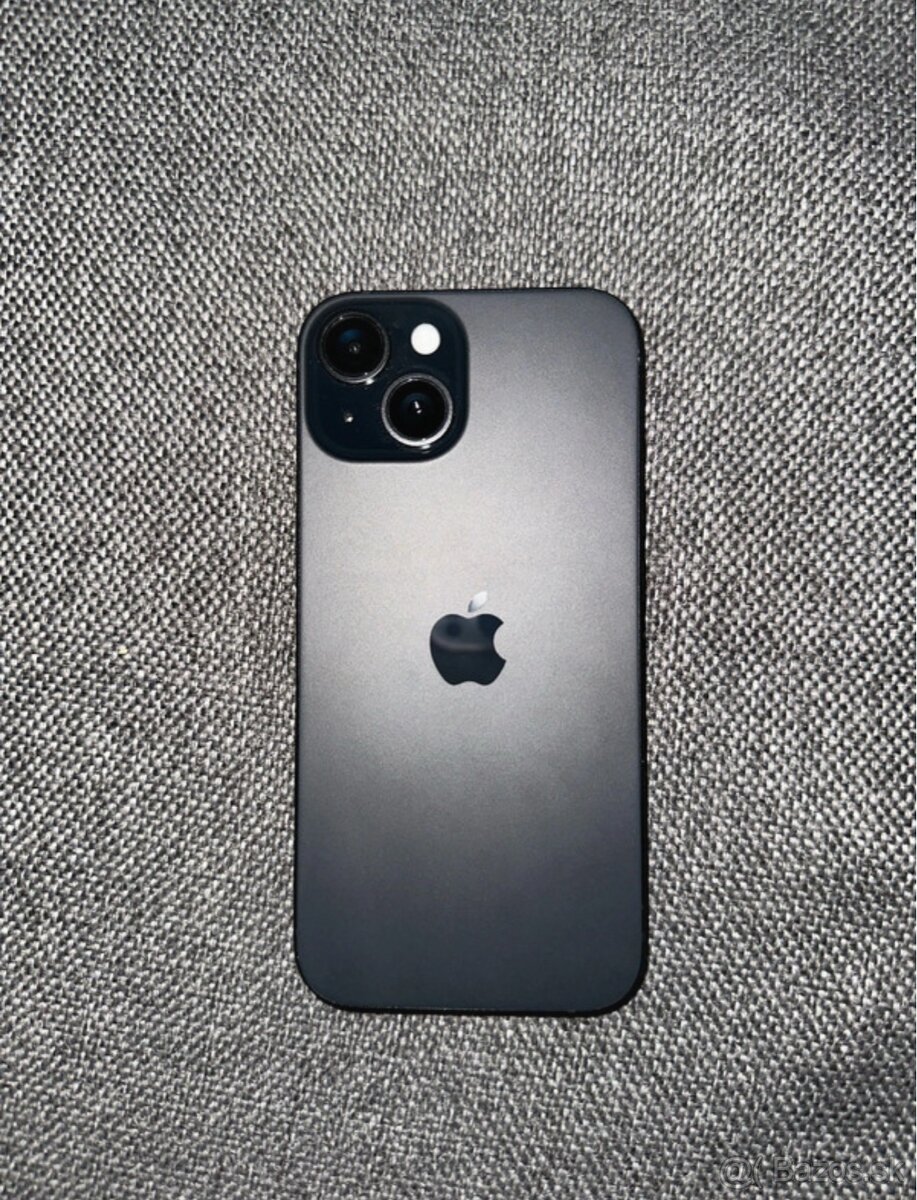 iPhone 15 128GB