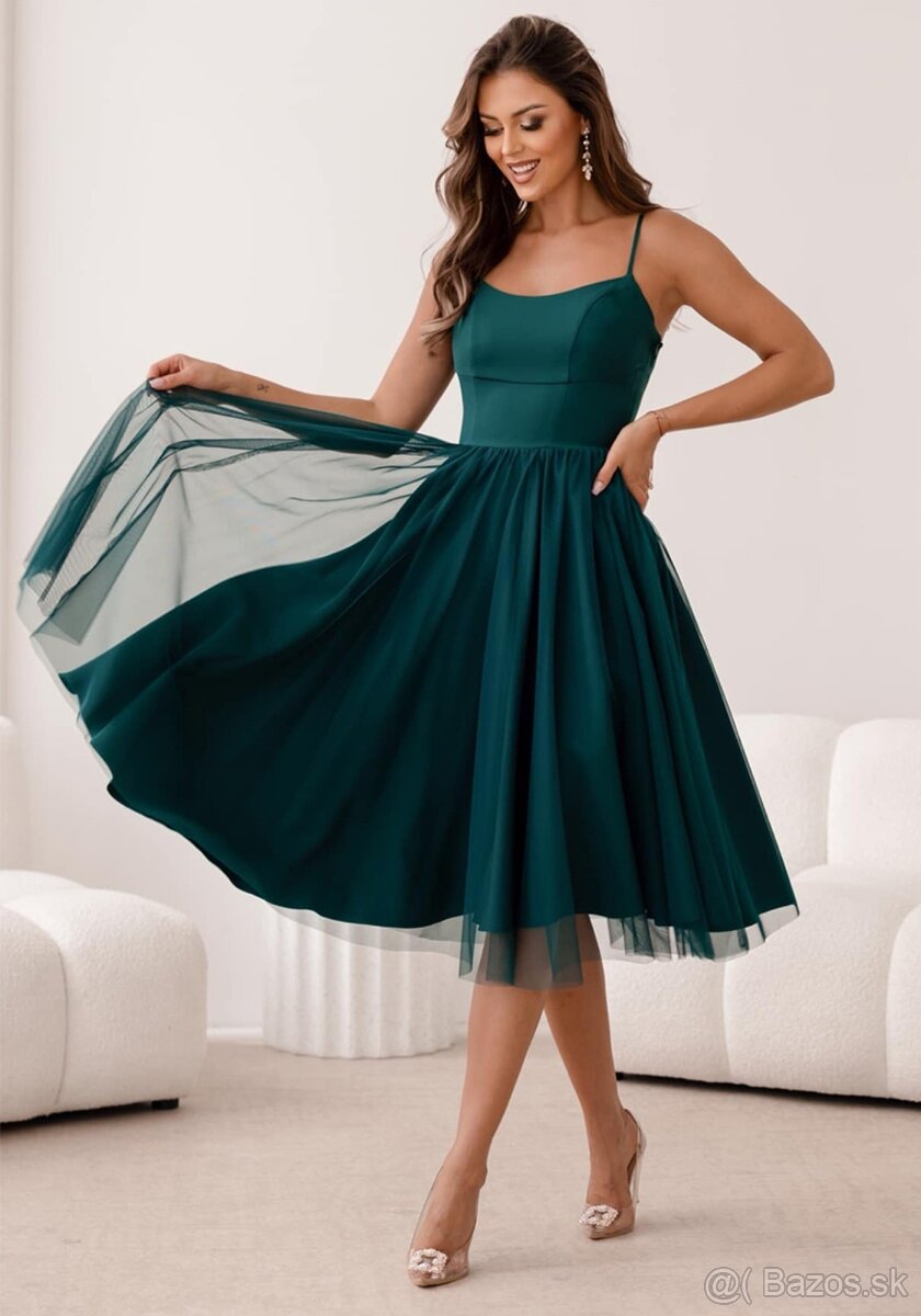 Krásne spoločenské šaty