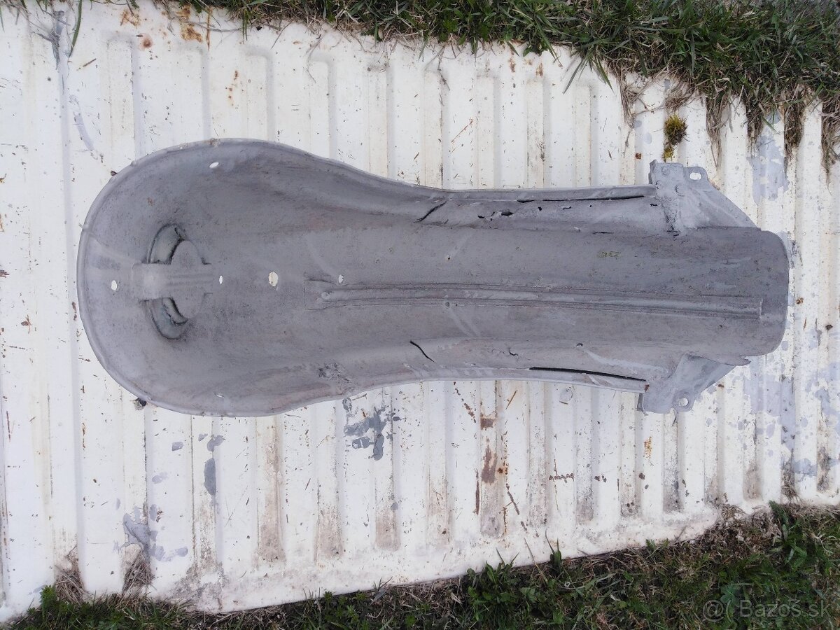 zadny blatnik kyvacka