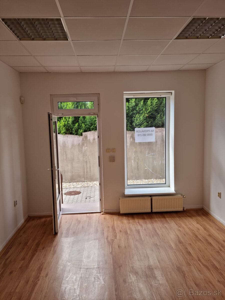 Priestor pre Vaše podnikanie v centre Senca