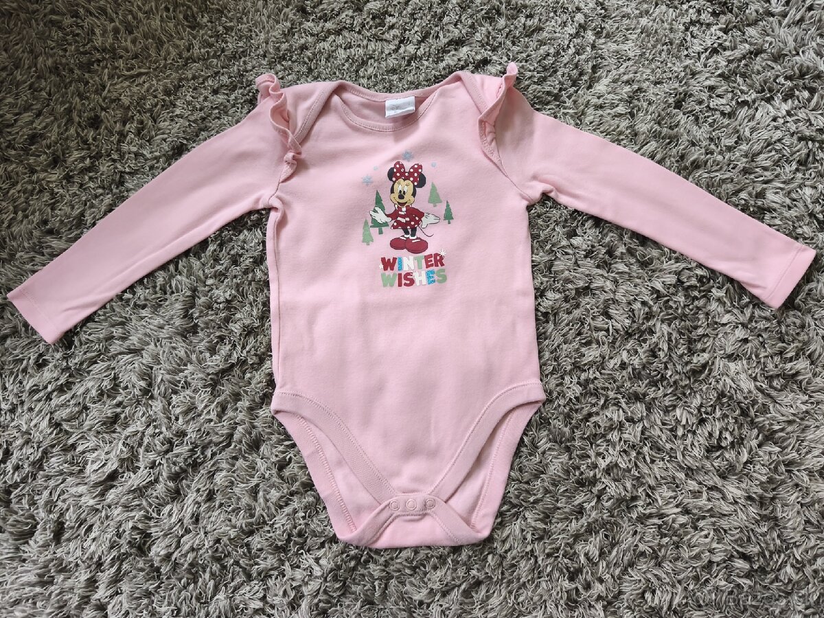 Dievčenské vianočné body, Minnie