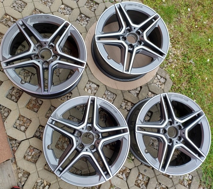 r18 nové 4ks AMG MERCEDES A B W177 W247 CLA C118 7,5J ET49