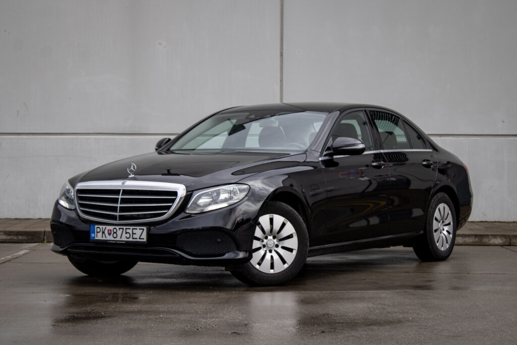 Mercedes Benz E220d