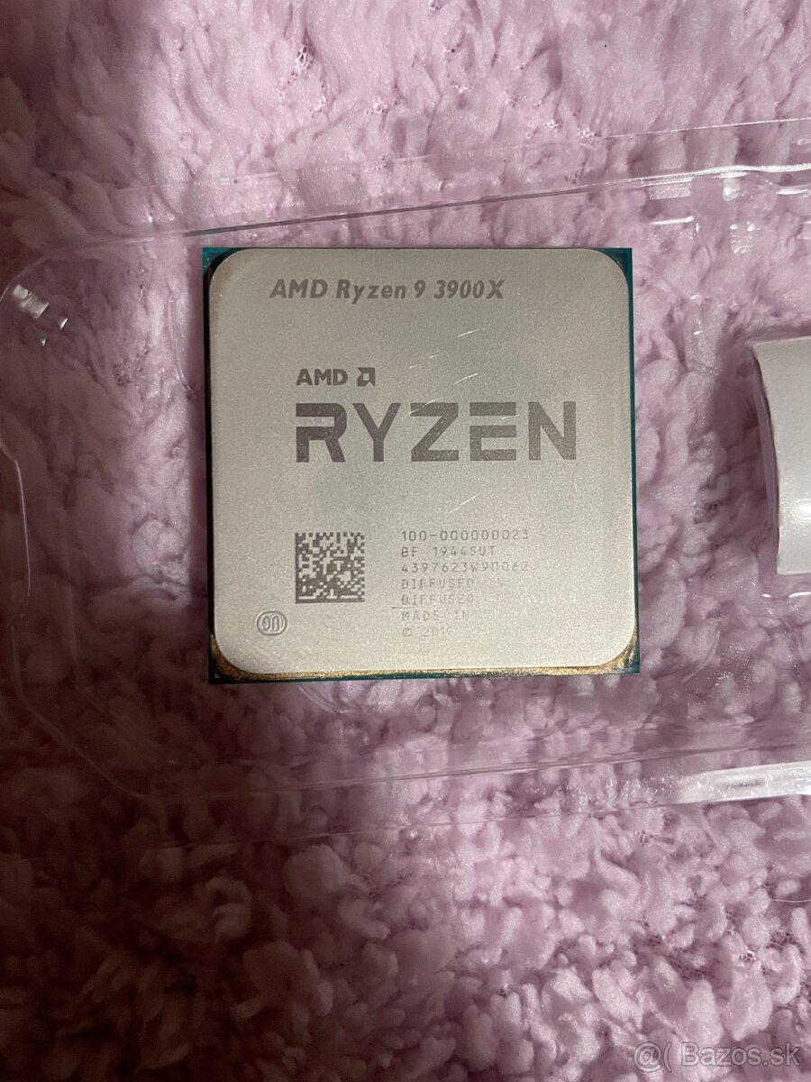 AMD Ryzen 9 3900X