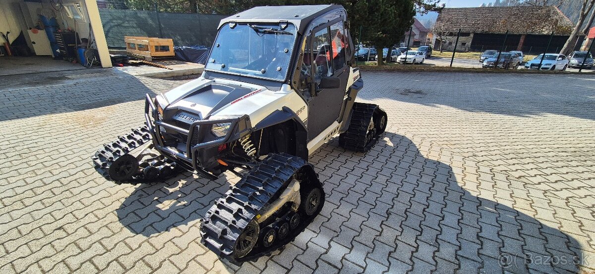 Snežné pásy na polaris RZR 800S