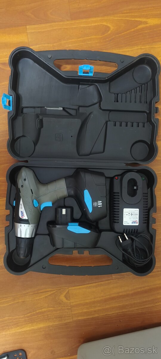Predám kufríkovú akumulatorovú vrtačku Ferm,2xbaterka