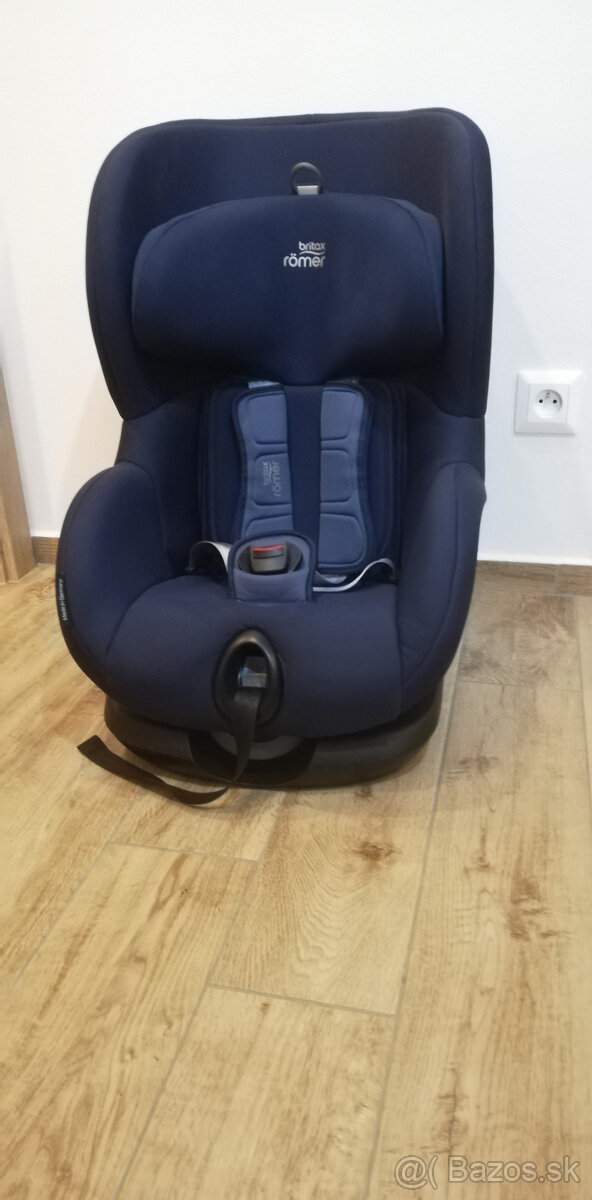 Britax Römer Trifix i-Size