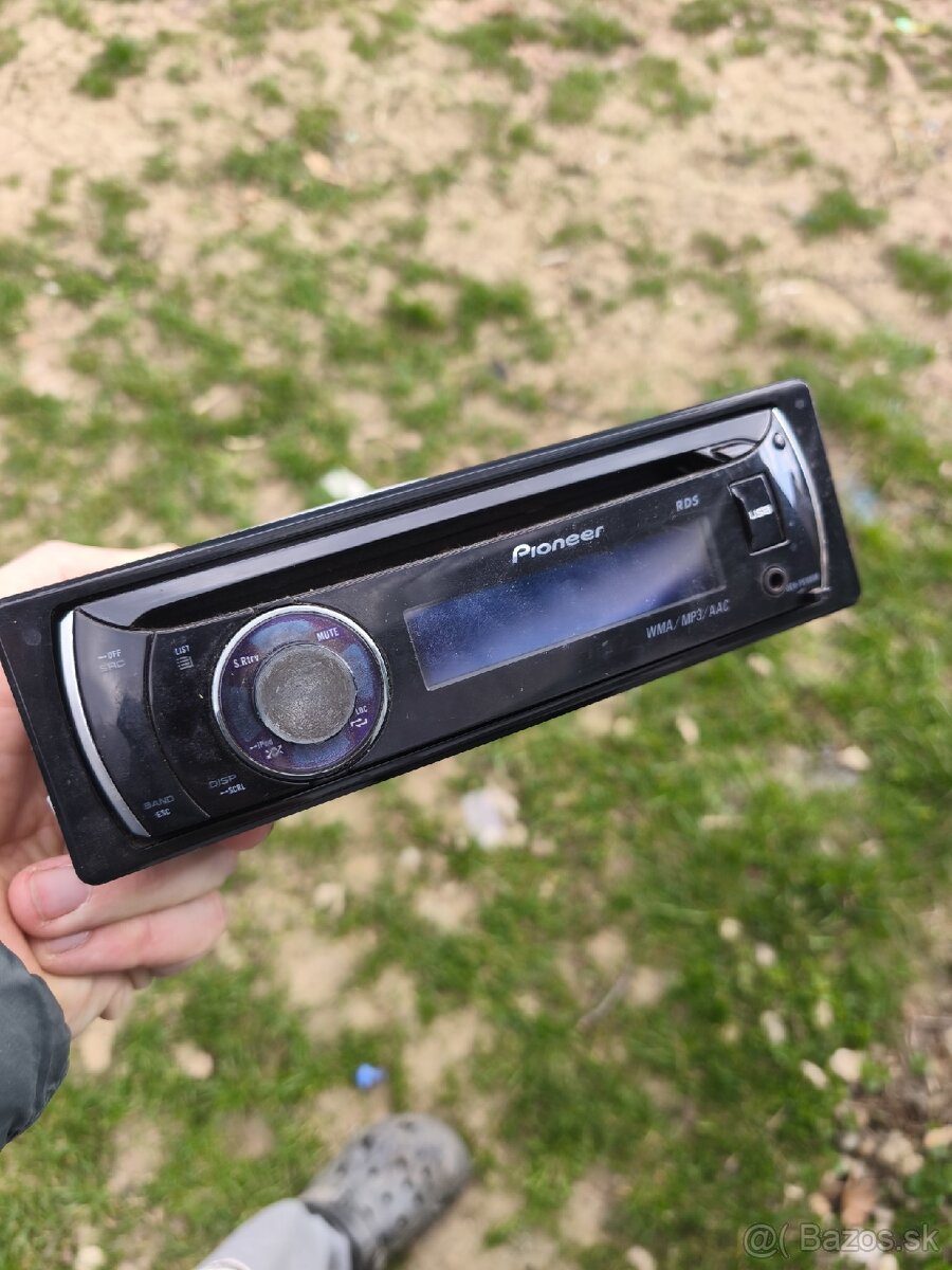 Autorádio Pioneer