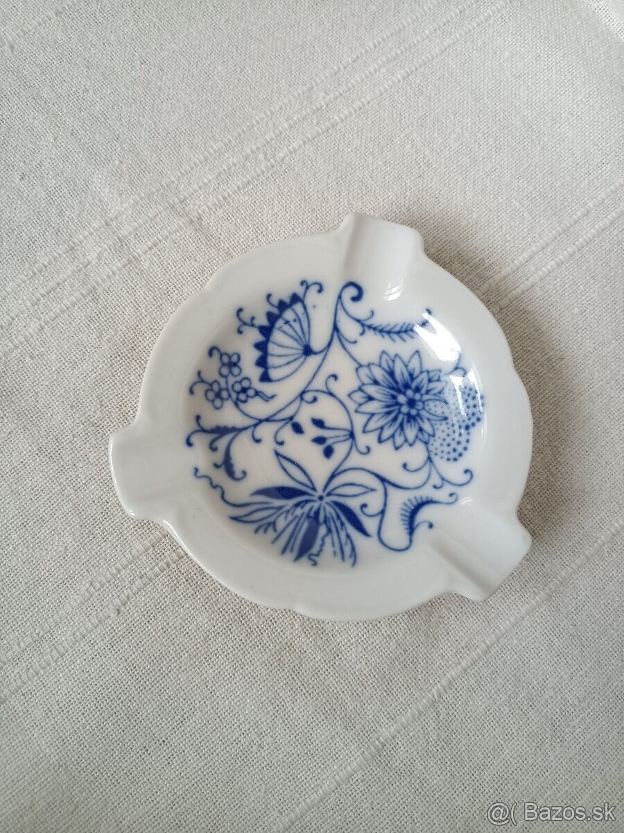 Porcelánový popolník Bavaria cibulák