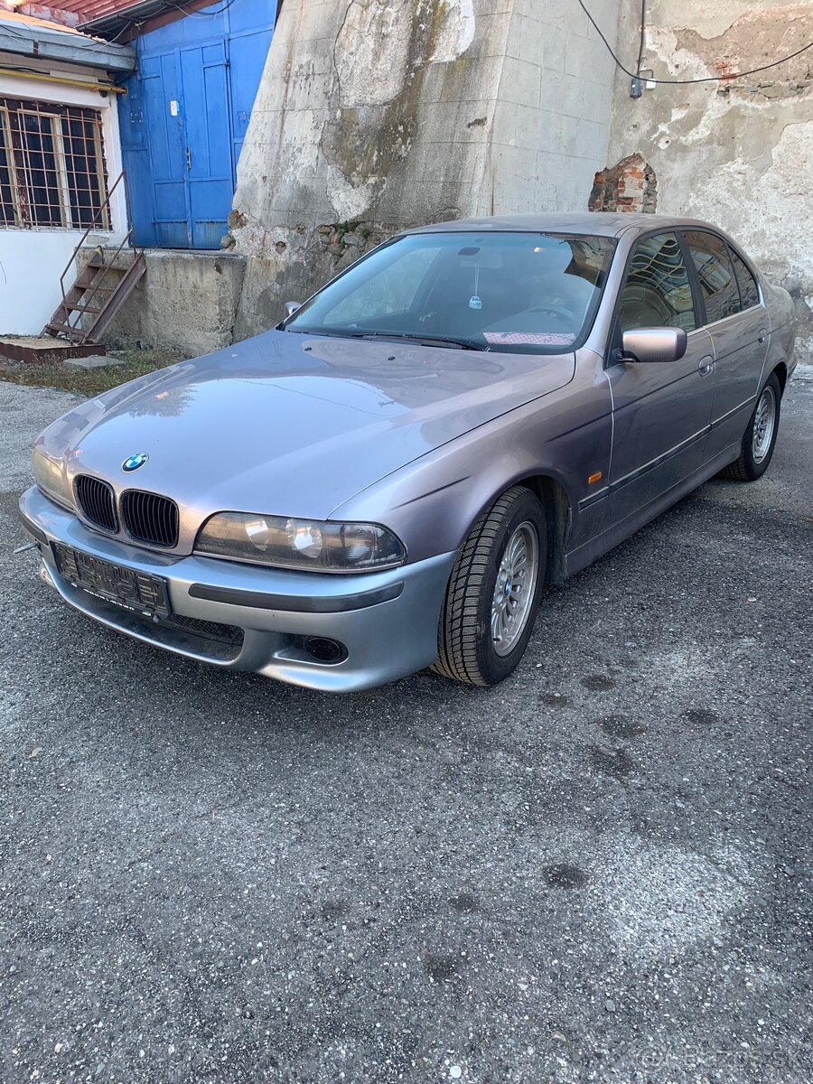 Rozpredam bmw e39 528i