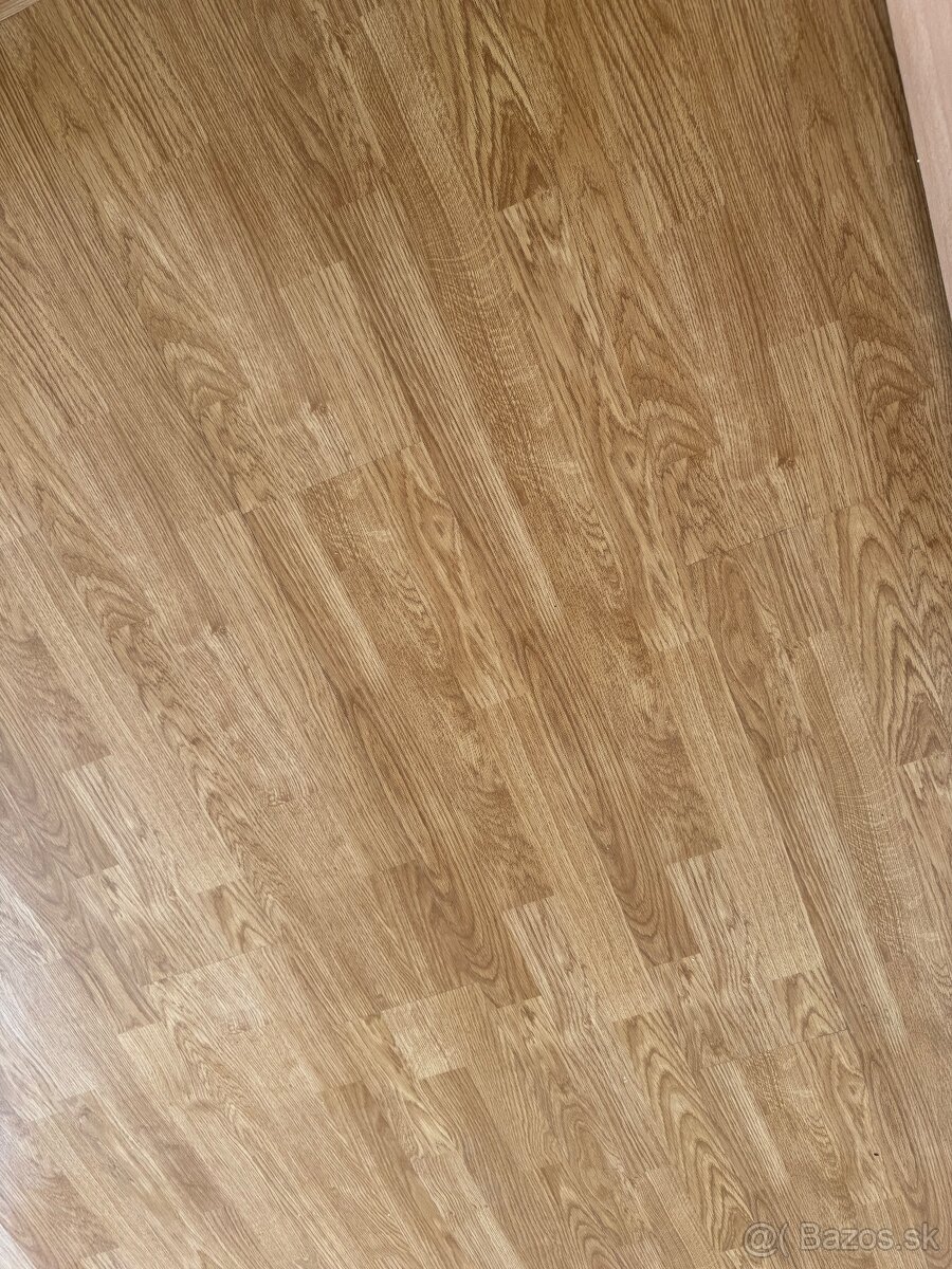 Laminatova podlaha - pouzita. -za odvoz