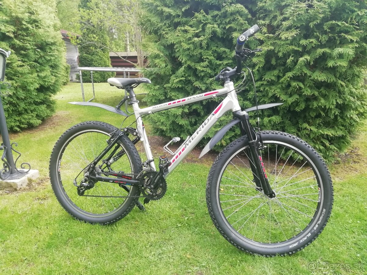 Celoodpružený horský bicykel Merida