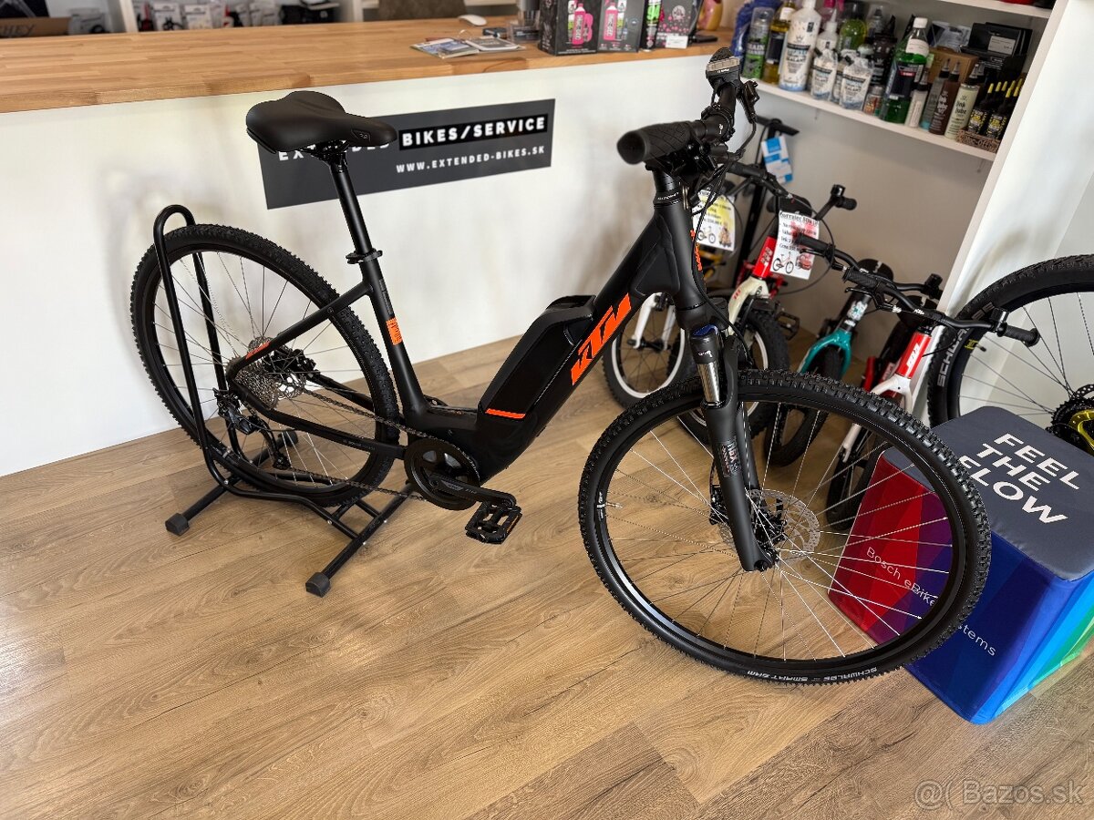 KTM MACINA CROSS A410 Bosch, Nový