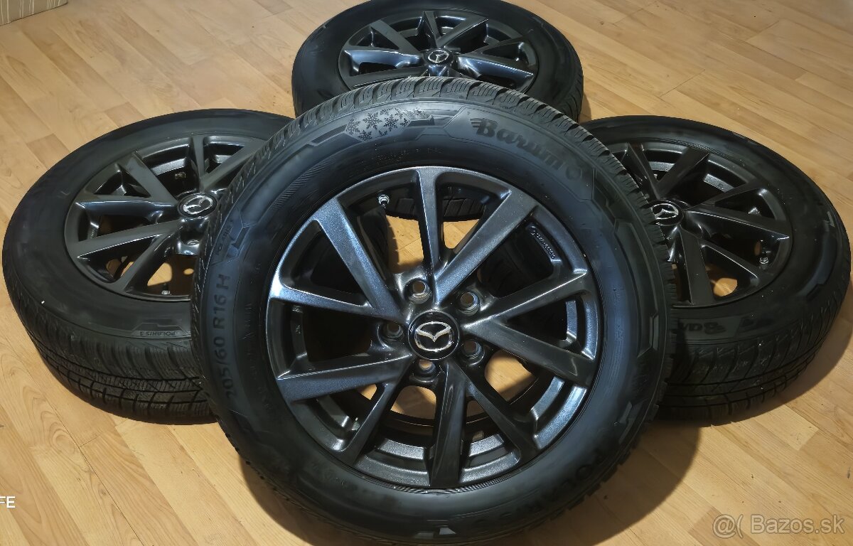 Predám zimnú sadu orig. Mazda 5x114,3 ,205/60 R16 , 7,5mm
