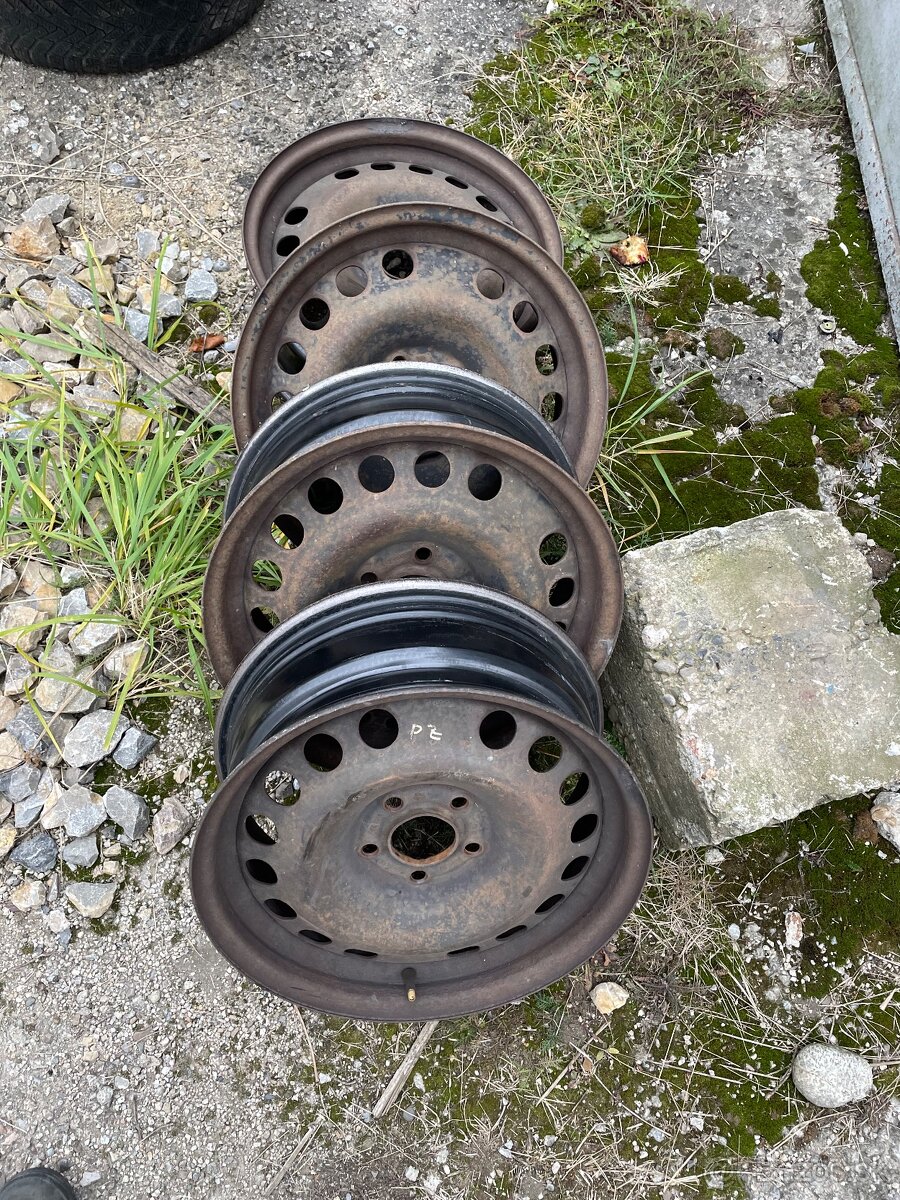 3x plechove disky 5x110, et 37, stredova diera 65,1