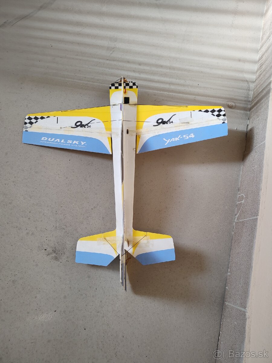 YAK 54.