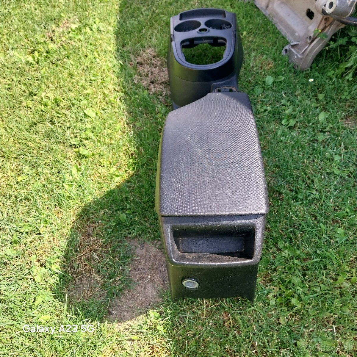 Seat altea,lakťová opierka