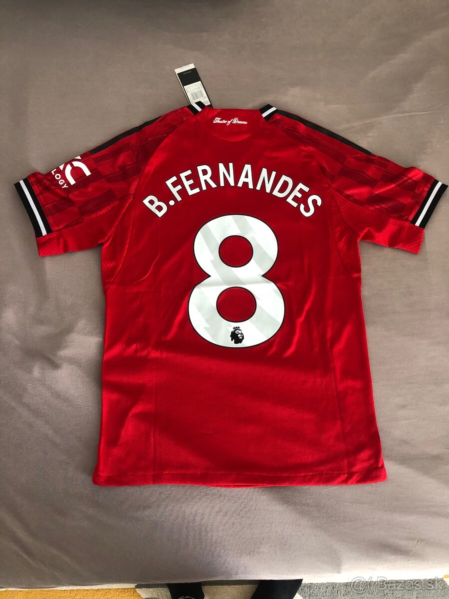 Manchester United dres 2025/26 – Bruno Fernandes #8