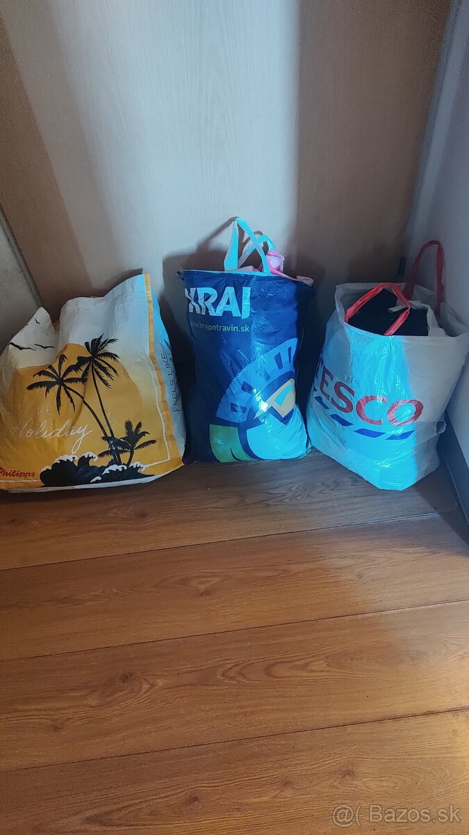 darujem dievcenke oblecenie