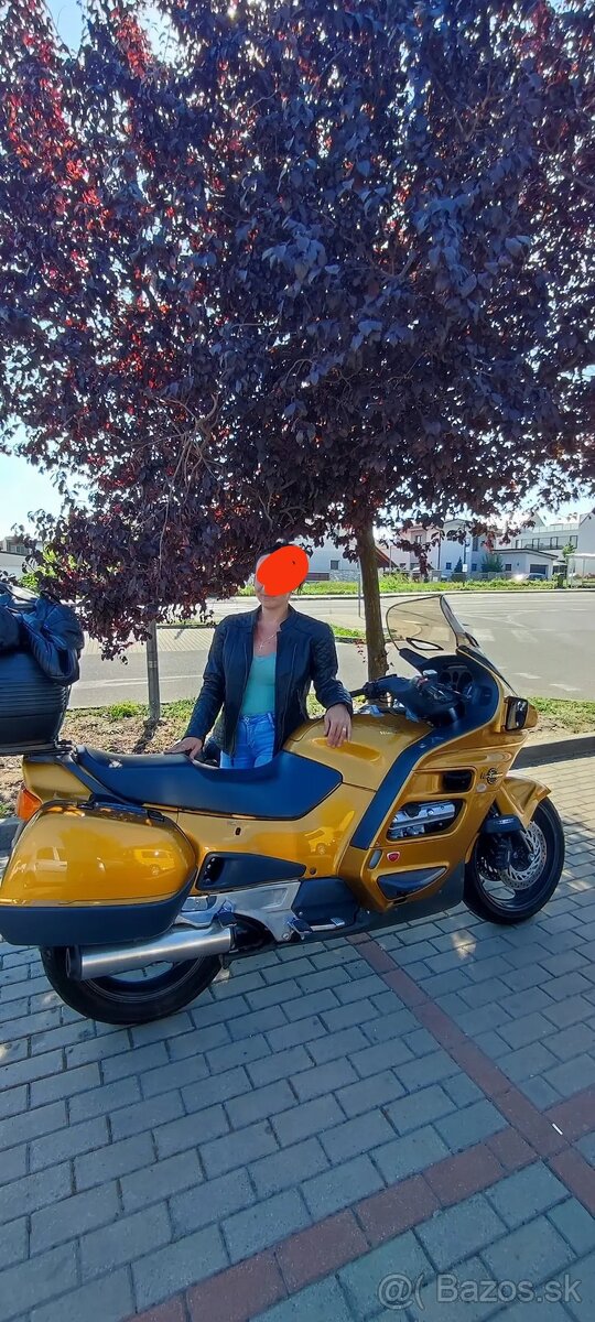 Predám HONDA Pan European ST 1100 50TH Anniversary Golden