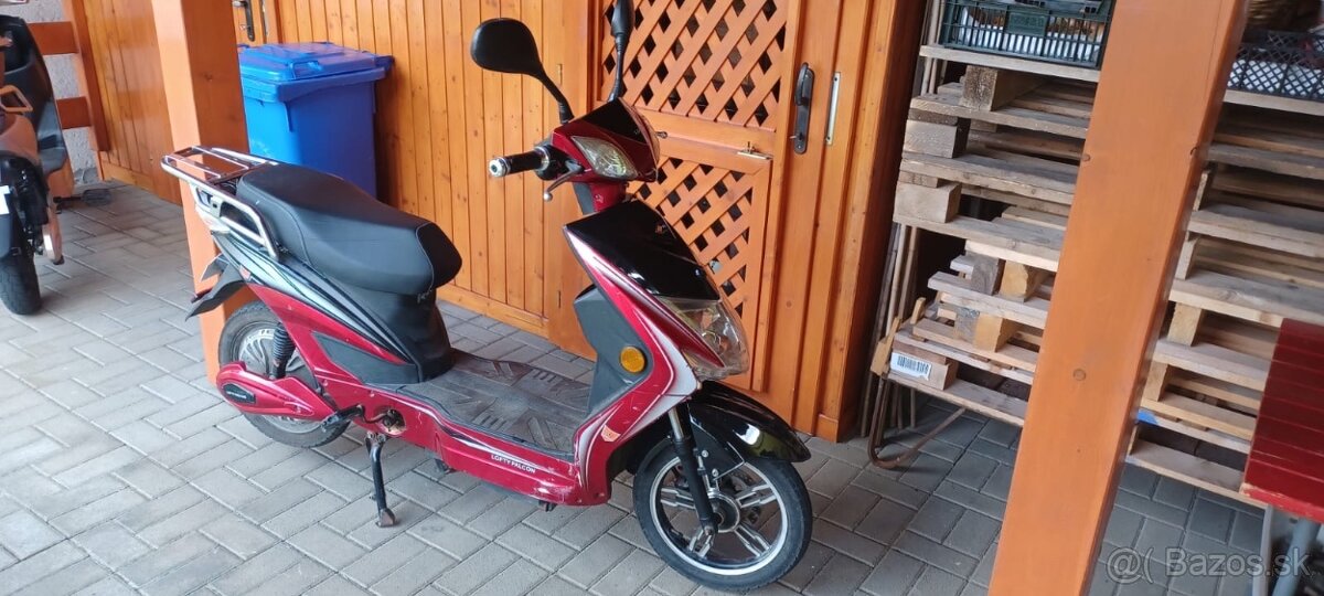 Elektro skúter