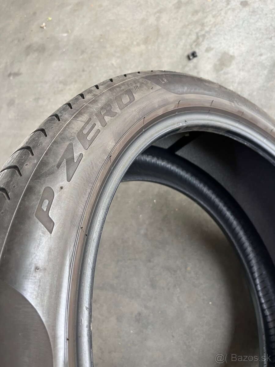 Pirelli P Zero 275/40 R22