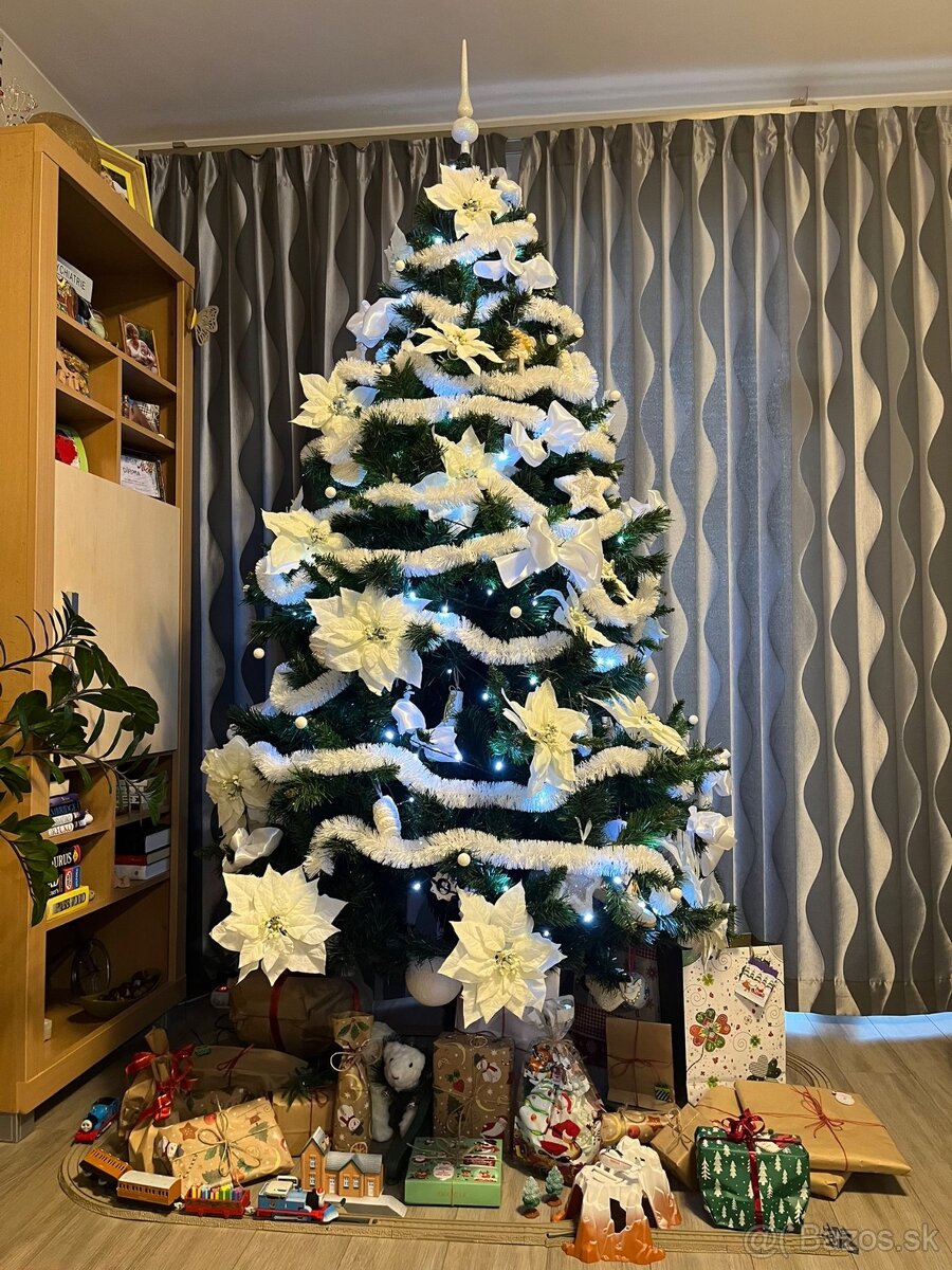 Vianočný stromček Lena