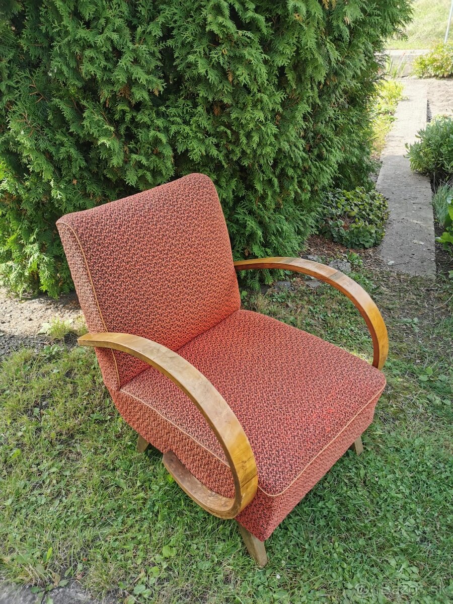 Predám retro kreslo Halabala