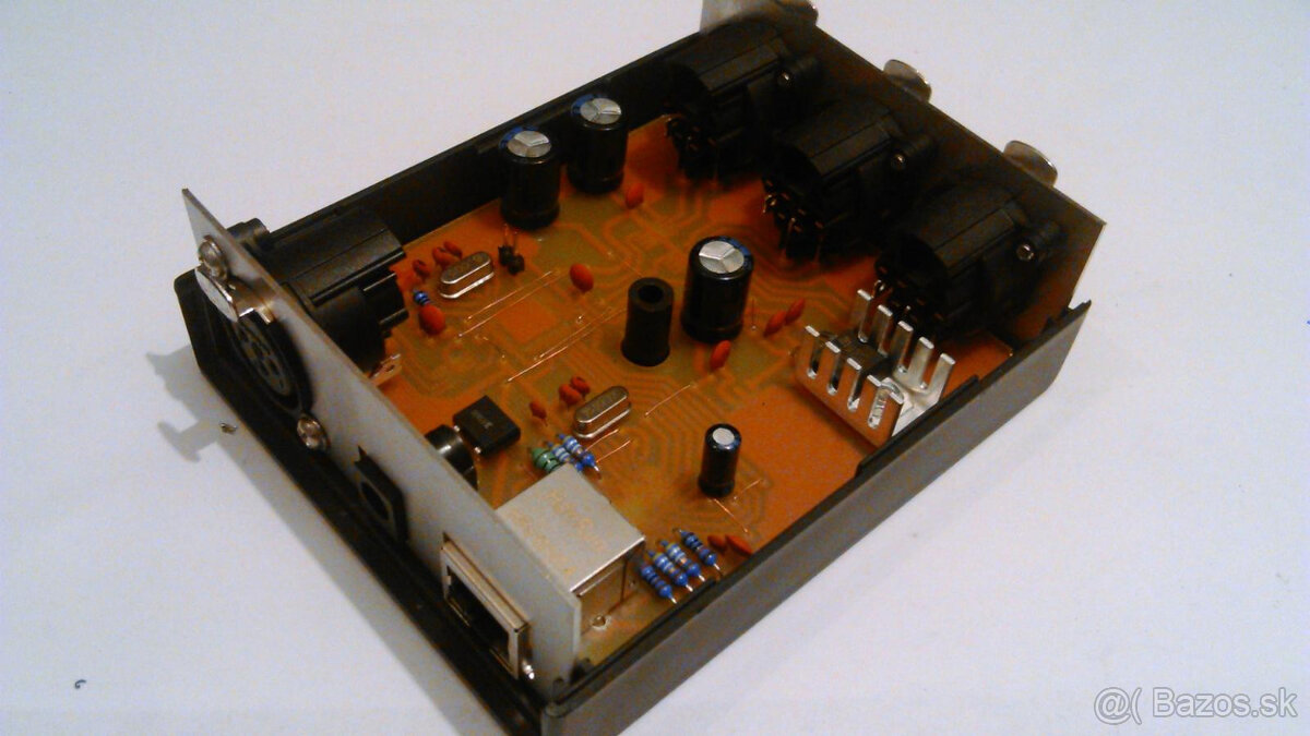 Prevodnik ArtNet - DMX 4 universe