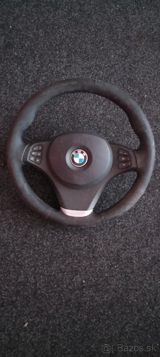 Predam volant Bmw x3 e83
