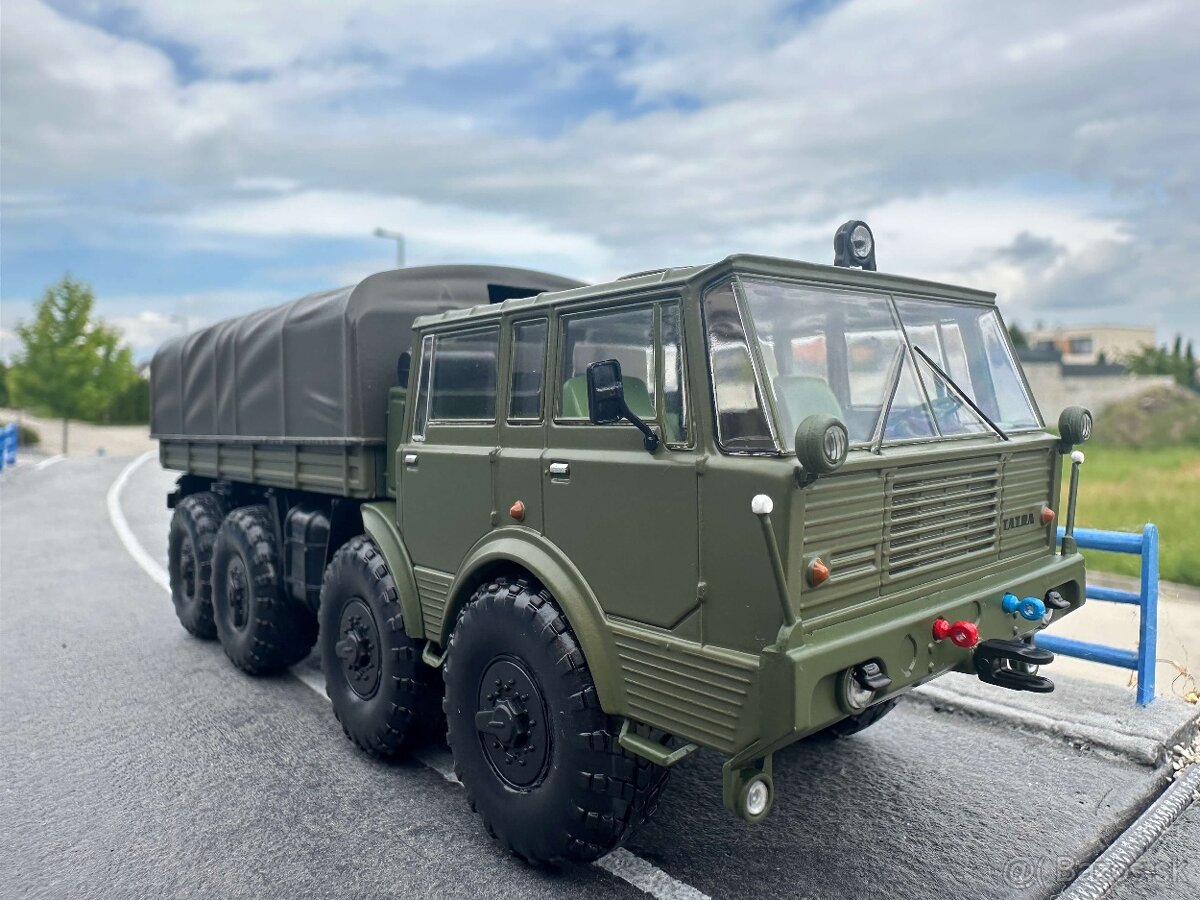 TATRA/ PRAGA predam zberatelske modely auta. Mierka 1:43.