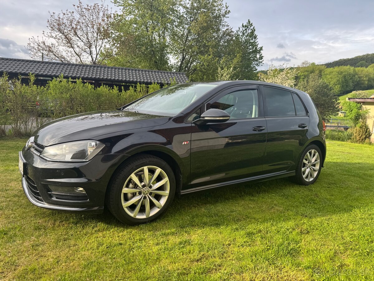 VW Golf VII 1,4 TSi R-line, SK auto