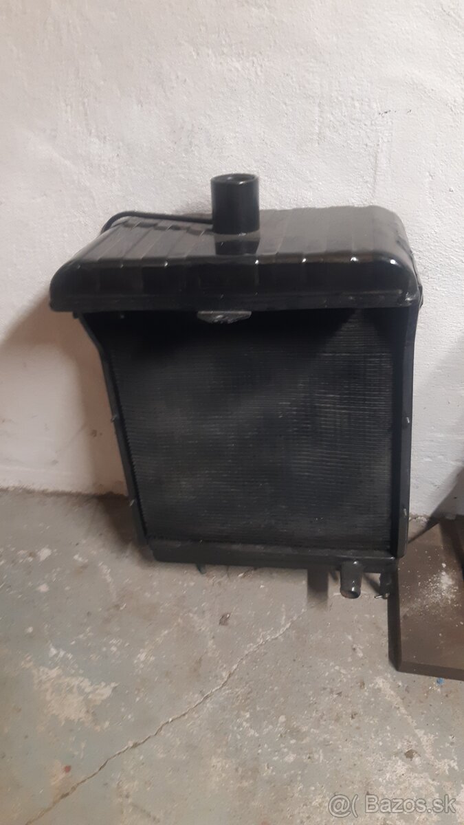 Zetor 25 chladič